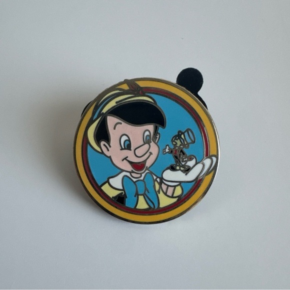 Disney Pins Best Friends Pooh, Aladdin, Mickey, - Pinocchio, Huey Dewey Louie 5 - Picture 2 of 7